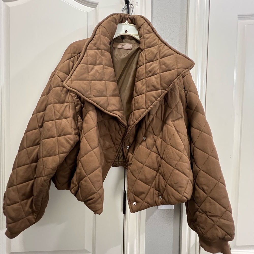 Blank NYC Cropped Quilted BrownPuffer Jacket - XL